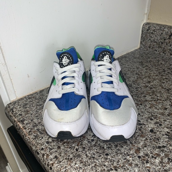 Nike Air Huarache - Picture 2 of 6